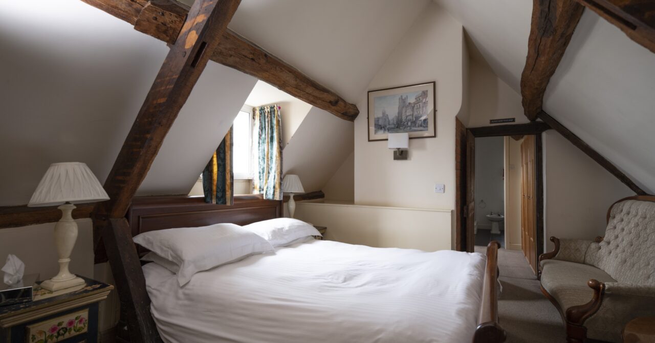 Superior Double Room, Greyhound Coaching Inn Lutterworth