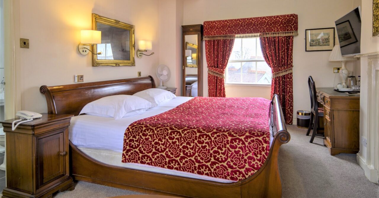 Superior Double Bedroom Greyhound Coaching Inn Lutterworth