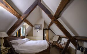 Greyhound Coaching Inn Lutterworth typical superior double bedroom