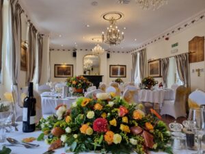 All-inclusive wedding autumn them, Greyhound Coaching Inn Lutterworth