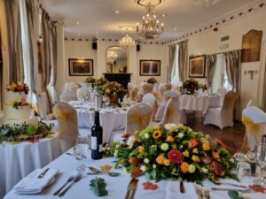 All-inclusive wedding autumn them, Greyhound Coaching Inn Lutterworth